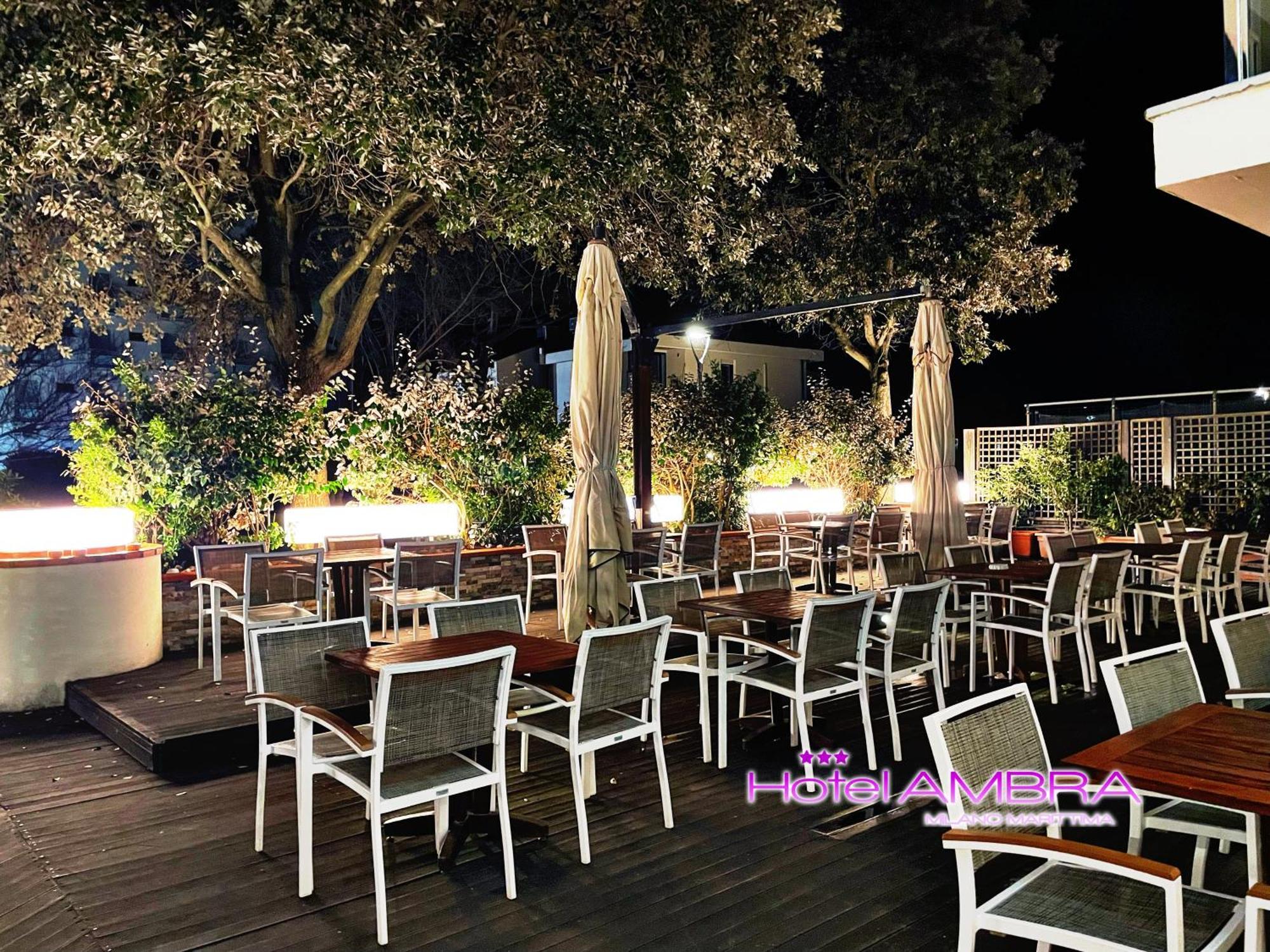 Hotel Ambra Milano Marittima Exterior foto